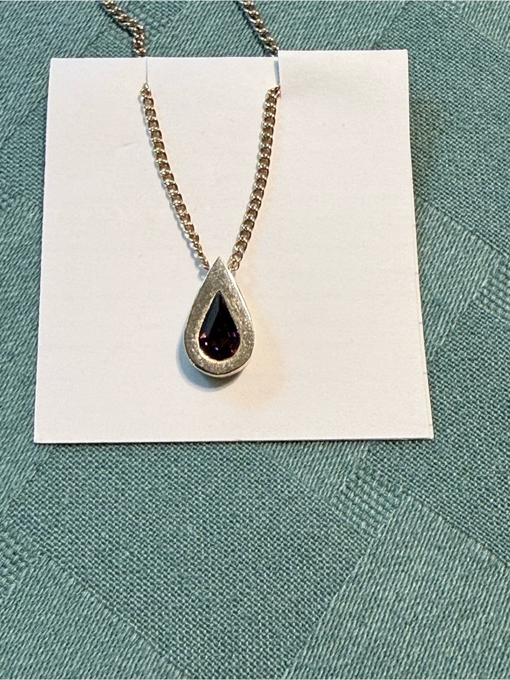 Vintage AVON teardrop Pendant Necklace with Deep Purple Stone